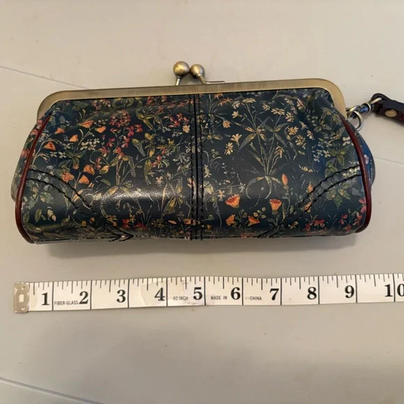 Patricia Nash Tuscan Fields Kisslock Large Wristlet - Picture 4 of 5